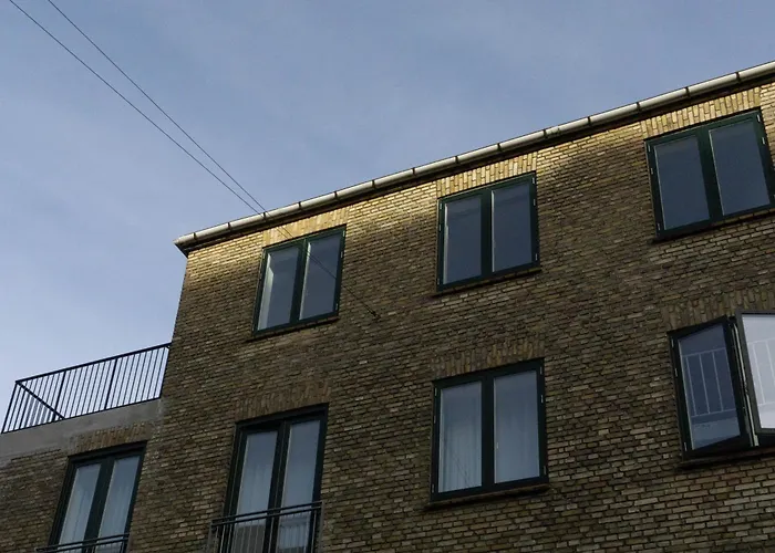 Brik Apartment Hotel